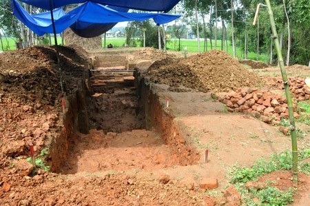 Phát hiện thành cổ dưới lòng đất