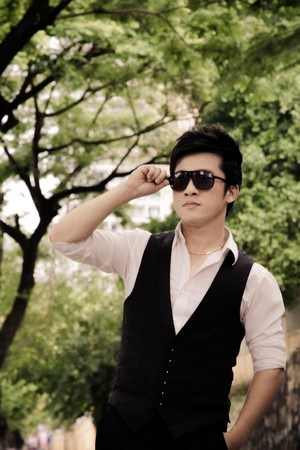 Quang Hào làm liveshow ở quê hương - 1 Ca sĩ Quang Hào