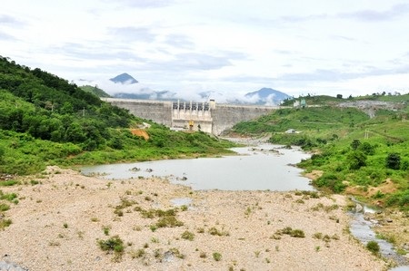 Đưa trực thăng vào diễn tập ứng phó động đất ở Sông Tranh 2 - 1 Dữ kiến sẽ có trên 2.200 người sẽ diễn tập động đất ở khu vực thủy điện Sông Tranh 2