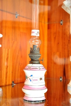 Hàng trăm chiếc đèn, không cái nào giống cái nào