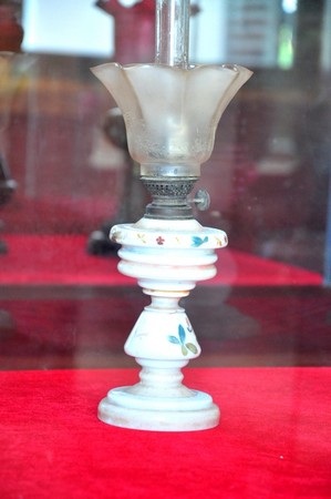 Hàng trăm chiếc đèn, không cái nào giống cái nào