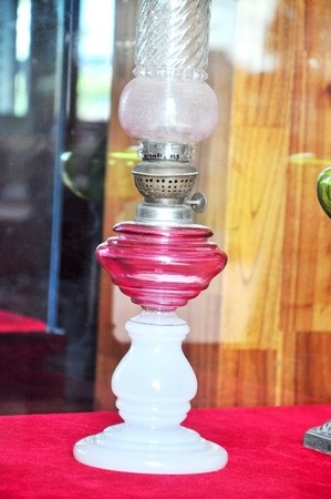 Hàng trăm chiếc đèn, không cái nào giống cái nào