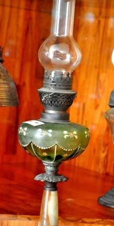 Đèn được thắp bằng mỡ động vật