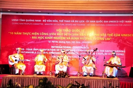 Bảo vệ Di sản trước nguy cơ bị hủy hoại