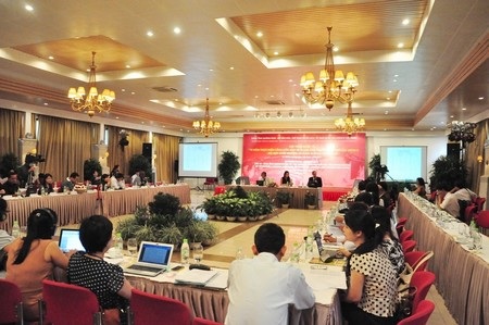 Các đại biểu tham dự hội thảo