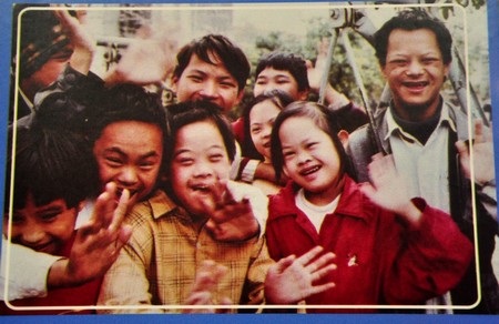 Quặn lòng trước những đứa trẻ da cam Việt Nam