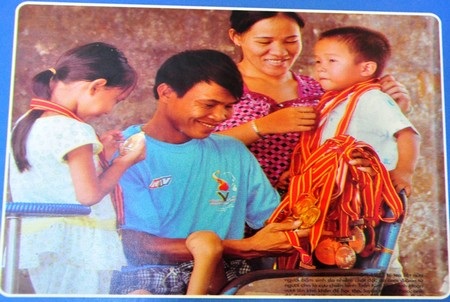 Quặn lòng trước những đứa trẻ da cam Việt Nam