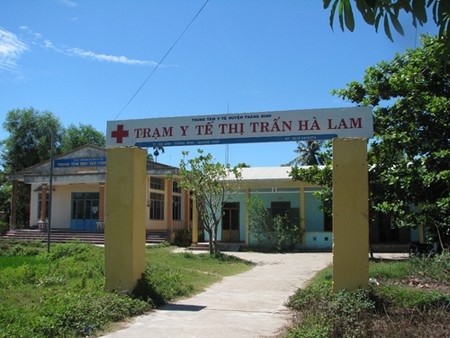 Quảng Nam yêu cầu chấn chỉnh sai phạm trong ngành y tế - 1 Sai phạm tại trạm y tế thị trấn Hà Lam, huyện Thăng Bình đã được xử lý