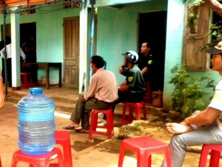 Cơ quan chức năng đang tìm hiểu sự việc tại nhà của nạn nhân