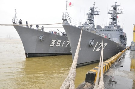 Tàu hộ vệ biển Nhật Bản cập cảng Tiên Sa, Đà Nẵng sáng 19/10