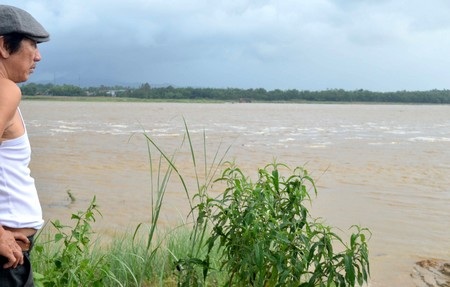Khu vực sông Quảng Huế nơi anh Khanh và Sĩ đi ghe qua sông bị lũ cuốn trôi