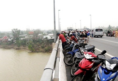 Cầu Câu Lâu, nơi cô gái tự tử