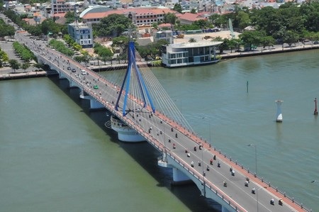 Đà Nẵng: Nhiều cơ quan công vụ phục vụ nhân dân chưa tốt - 2 Đà Nẵng: Nhiều cơ quan công vụ phục vụ nhân dân chưa tốt