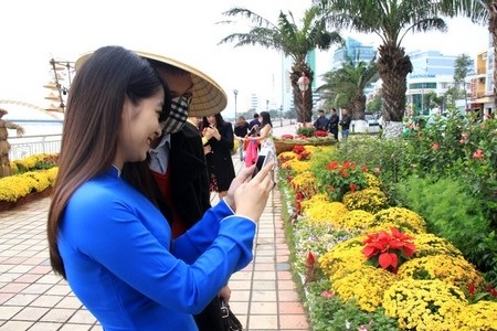 Xem lại hình vừa chụp