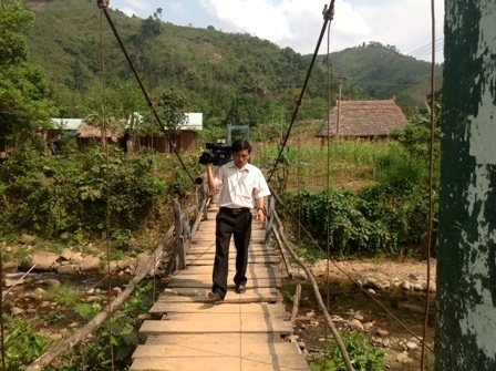 Lan can cầu đã hư hỏng