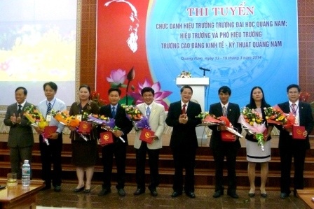 Thi tuyển chức danh lãnh đạo ĐH Quảng Nam và CĐ Kinh tế Kỹ thuật - 1 7 ứng viên thi tuyển vào ĐH Quảng Nam và CĐ kinh tế kỹ thuật Quảng Nam