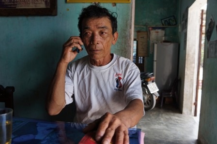 Ông Trần Minh Hùng (bố của Thiên) cho biết: Thiên đã đi làm ăn xa để phụ giúp với gia đình trả nợ