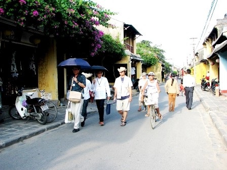 Hội An điều chỉnh thời gian “Phố dành cho người đi bộ” - 1 Hội An sẽ tăng thời gian đi bộ trong phố cổ dành cho du khách