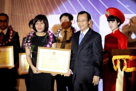 Đà Nẵng tôn vinh doanh nghiệp ngành du lịch - 1 Đà Nẵng tôn vinh doanh nghiệp ngành du lịch