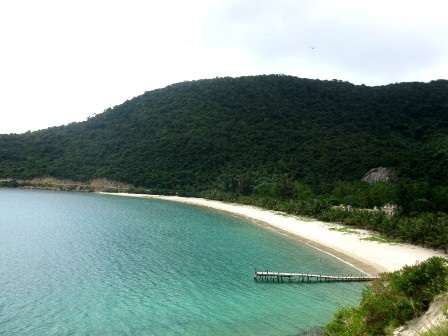 Bãi biển sạch đẹp ở Cù Lao Chàm, Hội An