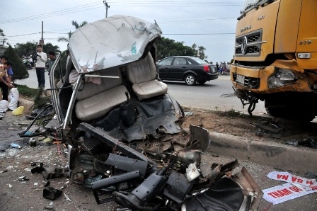 Lái xe khách đã tử vong vào sáng nay 4/4