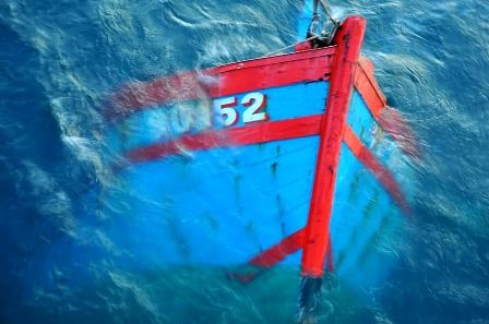 Toàn bộ thân tàu đã bị chìm dưới biển