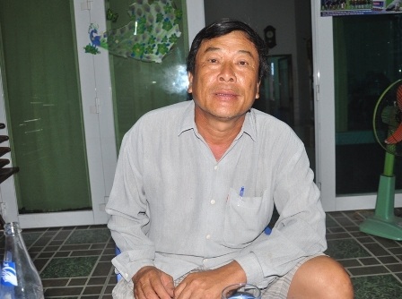 Sau khi bán cá, ngư dân lại chuẩn bị ngư lưới cụ cho chuyến vươn khơi mới