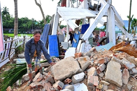 Diễn tập ứng phó động đất “y như thật” tại khu vực Bắc Trà My vào tháng 8/2013