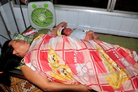 Hiện tại sức khỏe 2 mẹ con đều bình thường, bé trai hiện đã được 6,7kg