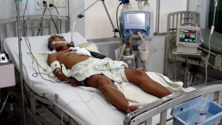 Nổ đầu đạn, 1 người tử vong, 10 người bị thương  - 1