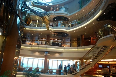 Mục sở thị khách sạn nổi 5 sao “Huyền thoại của biển” - 13 Mục sở thị khách sạn nổi 5 sao “Huyền thoại của biển” - 13