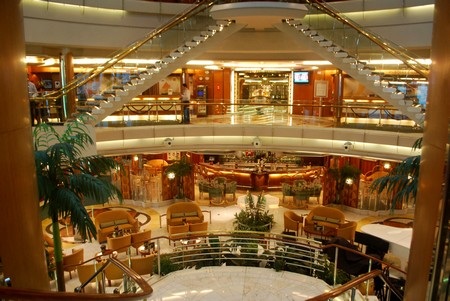 Mục sở thị khách sạn nổi 5 sao “Huyền thoại của biển” - 12 Mục sở thị khách sạn nổi 5 sao “Huyền thoại của biển” - 12