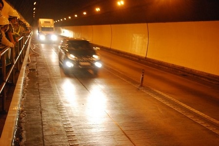 Sẽ đóng cửa hầm Hải Vân 4 giờ để bảo dưỡng - 1