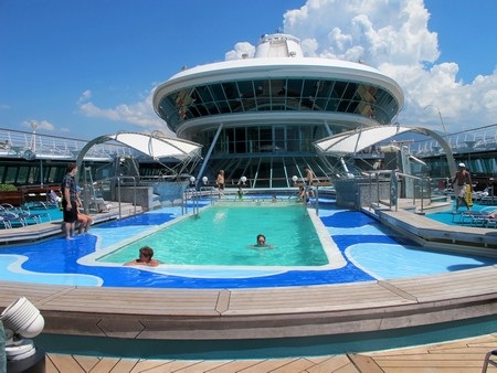 Mục sở thị khách sạn nổi 5 sao “Huyền thoại của biển” - 20