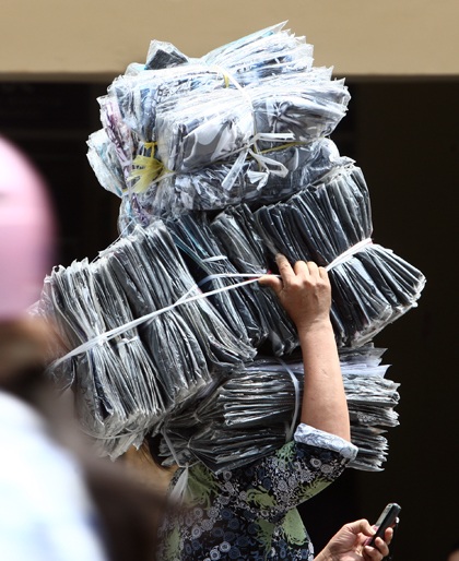 Túi nylon: nay tiện, mai hại… - 4