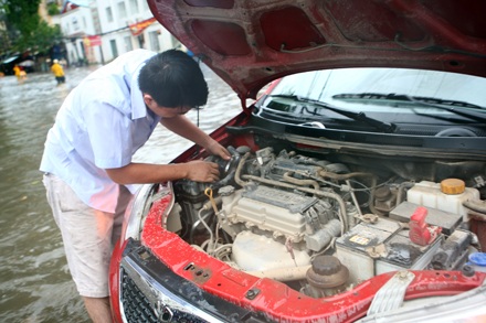 Kinh nghiệm lái xe mùa bão - 2 Kinh nghiệm lái xe mùa bão - 2
