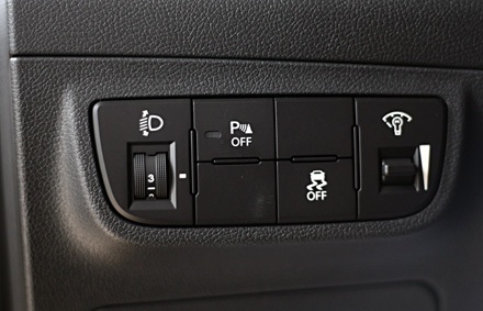 Hyundai Veloster chính hãng giá gần 840 triệu đồng - 19