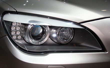 Xe BMW sedan hạng sang mới chuẩn bị về Việt Nam - 3 Xe BMW sedan hạng sang mới chuẩn bị về Việt Nam - 3