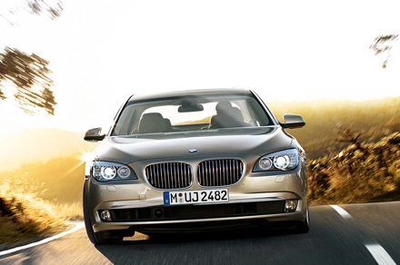 Xe BMW sedan hạng sang mới chuẩn bị về Việt Nam - 2 Xe BMW sedan hạng sang mới chuẩn bị về Việt Nam - 2