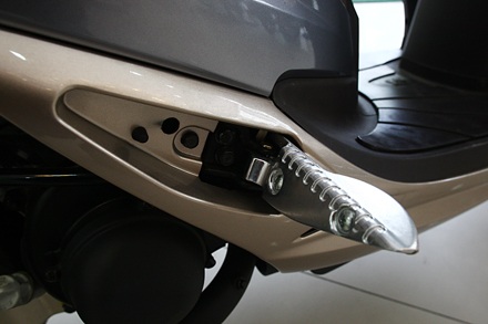 SYM ra mắt xe tay ga dung tích 170cc - 11 SYM ra mắt xe tay ga dung tích 170cc - 11