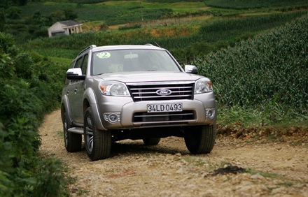 Pajero Sport - Everest - Fortuner: SUV nào cho bạn? - 7