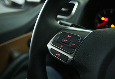 Volkswagen ra mắt Scirocco 2.0 tại Việt Nam - 22 Volkswagen ra mắt Scirocco 2.0 tại Việt Nam - 22