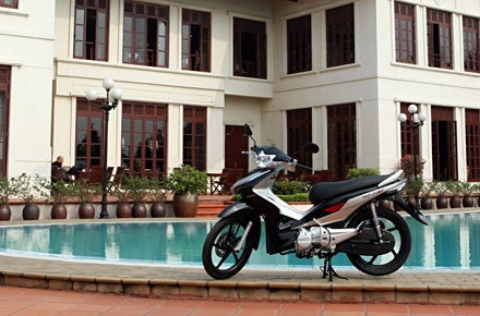 Honda Việt Nam tăng giá xe Wave và Dream - 1