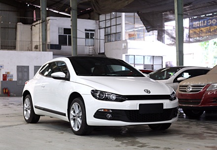 So sánh xe Genesis coupe và Scirocco - 11
