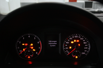 So sánh xe Genesis coupe và Scirocco - 15