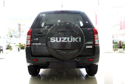 Suzuki Grand Vitara - Khó khăn ngày trở lại - 4 Suzuki Grand Vitara - Khó khăn ngày trở lại - 4