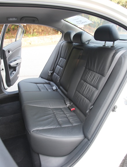 Honda Việt Nam chính thức ra mắt Accord 2.4L - 4