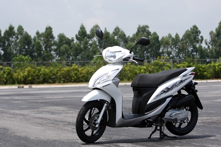 Honda Vision 2011 màu nâu đất nữ sử dụng  2banhvn