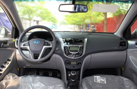 Hyundai Accent hatchback thăm dò thị trường Việt - 7