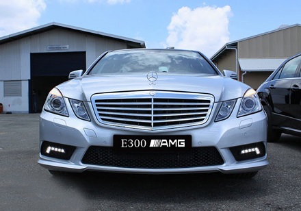 Mercedes E200 BE và E300 AMG lắp ráp trong nước - 6 Mercedes E200 BE và E300 AMG lắp ráp trong nước - 6
